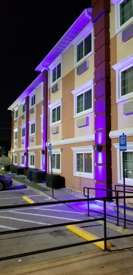 Baymont By Wyndham Dallas/ Love Field Exterior foto